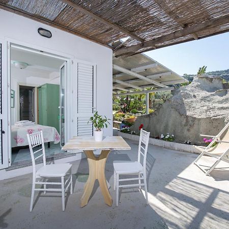 Villa Al Mare - Famiglia Calise Forio  Bagian luar foto