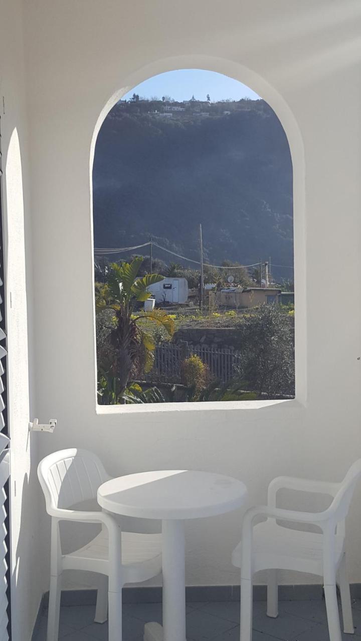 Villa Al Mare - Famiglia Calise Forio  Bagian luar foto